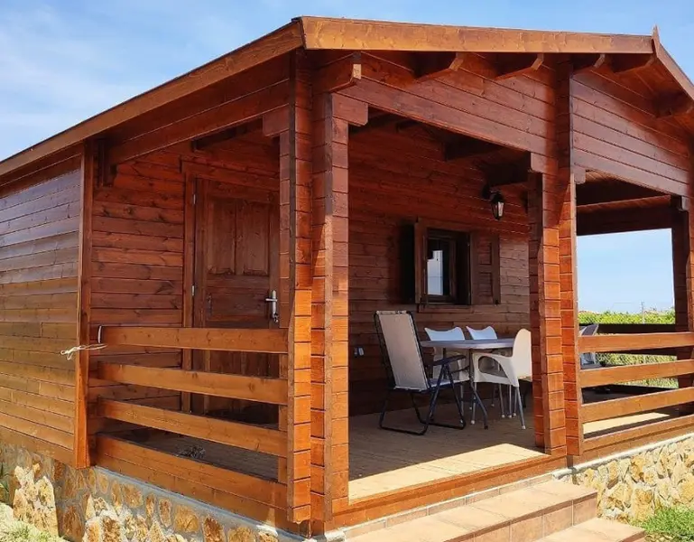 <p> Casa prefabricada en Canarias. Fuente: Twitter </p>