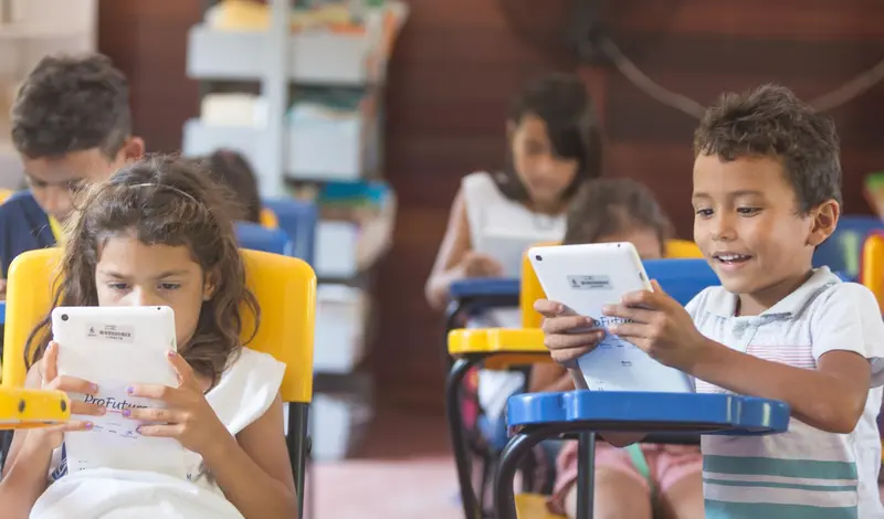 <p> Archivo - Ni&ntilde;os y ni&ntilde;as se benefician del programa de ProFuturo en Brasil - ISMAEL MART&Iacute;NEZ S&Aacute;NCHEZ - Archivo </p>