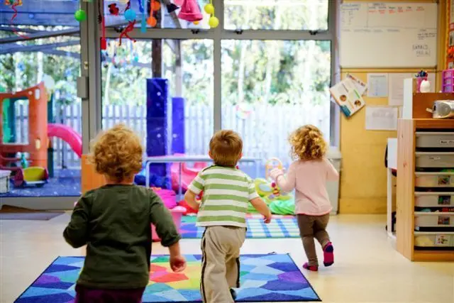 <p> Ni&ntilde;os en guarder&iacute;a. Imagen de archivo </p>