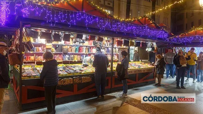 <p> Mercado Navide&ntilde;o 2021. | Jos&eacute; Le&oacute;n. </p>