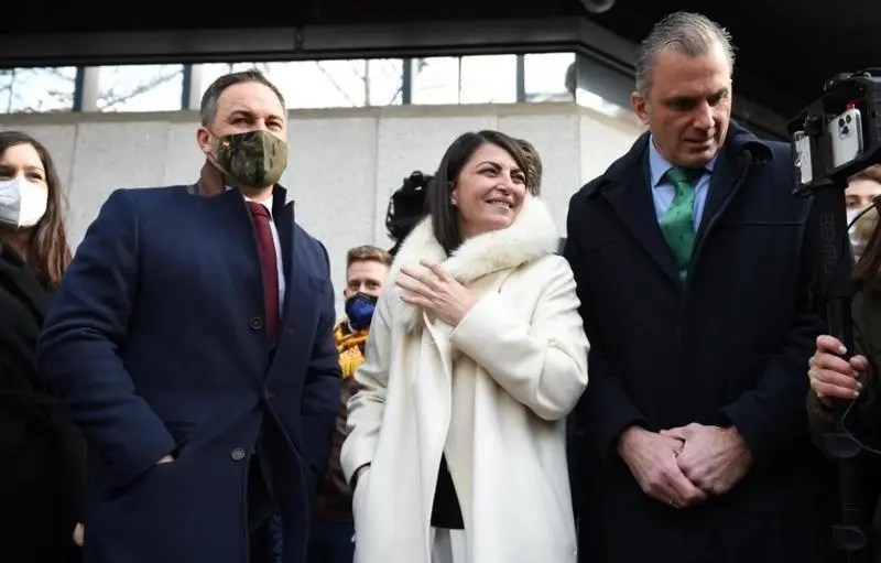 <p> Vox sigue atacando a los inmigrantes. </p>