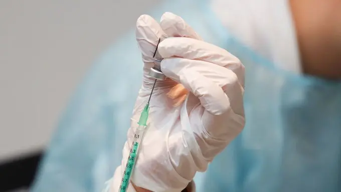 <p> 7 m&eacute;dicos se contagian de Covid tras asistir a una conferencia antivacunas en Florida </p>