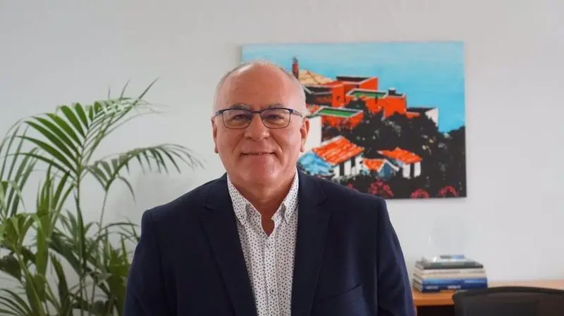 <p> El consejero de Transportes del Cabildo de La Palma, Carlos Cabrera </p>