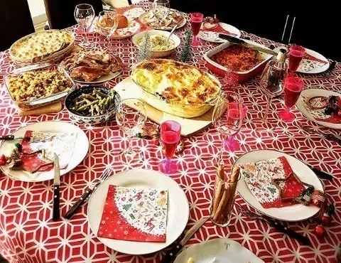 <p> Cena navide&ntilde;a </p>