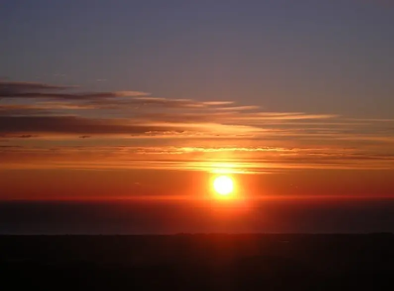 5 canciones para que disfrutes de tu puente tanto como de este amanecer.