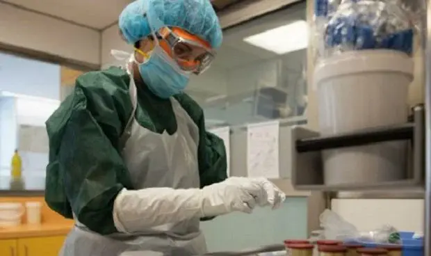 <p> La nueva variante BA.2 del Covid conocida como "hermana del &oacute;micron", llega, indetectable, a Sud&aacute;frica, Australia y Canad&aacute; </p>