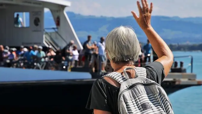 <p> El imserso vuelve a ofrecer viajes con los mejores precios para los m&aacute;s mayores </p>