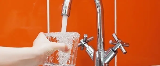 Consumo de agua dom&eacute;stica