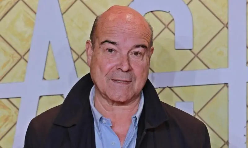 <p> Antonio Resines, ingresado en la UCI. </p>