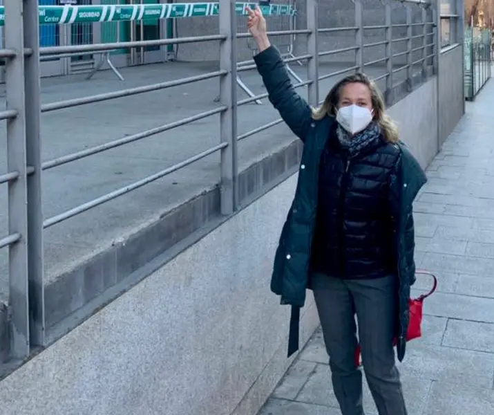 <p> Nadia Calvi&ntilde;o en su publicaci&oacute;n de TWITTER </p>