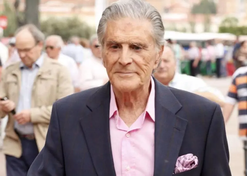 <p> El torero Jaime Ostos </p>