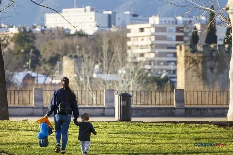 <p> Madre y su hijo. - Jos&eacute; Le&oacute;n. </p>