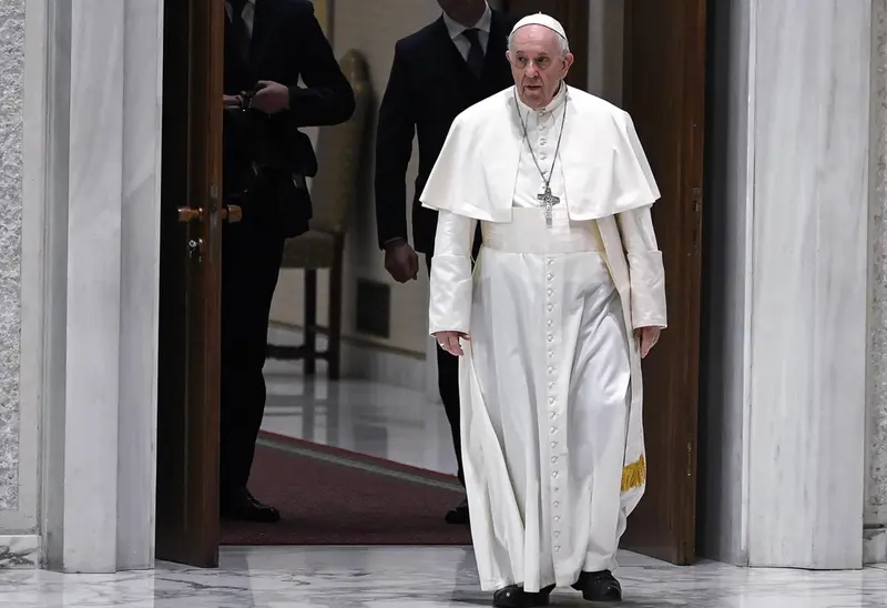 <p> 29 December 2021, Vatican, Vatican City: Pope Francis arrives to attend his weekly General Audience in the Paul VI Audience Hall. Photo: Riccardo Antimiani/ANSA via ZUMA Press/dpa - Riccardo Antimiani/ANSA via ZUMA / DPA </p>