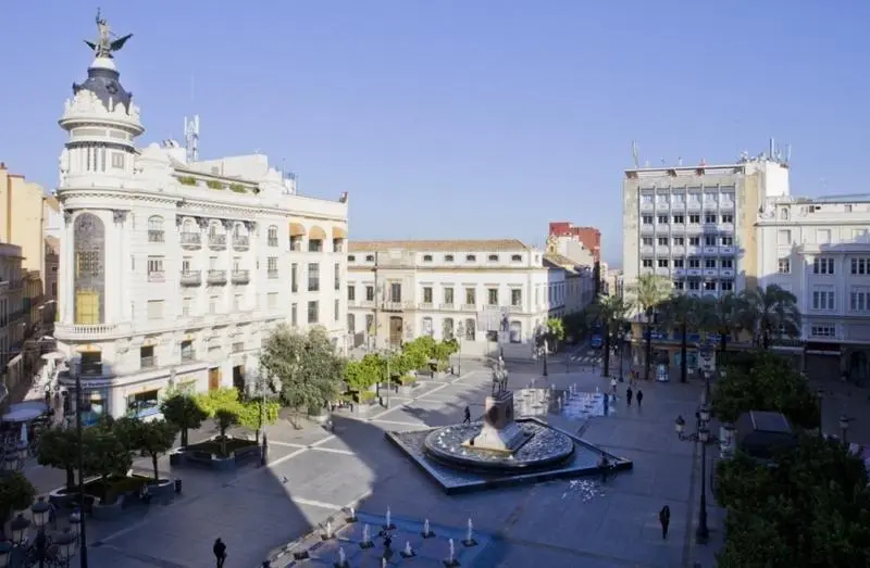 <p> C&oacute;rdoba, a la caza de la competencia desleal. </p>