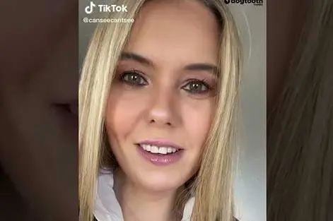 <p> Claire Sisk muestra la vida de un invidente de forma totalmente novedosa. </p>