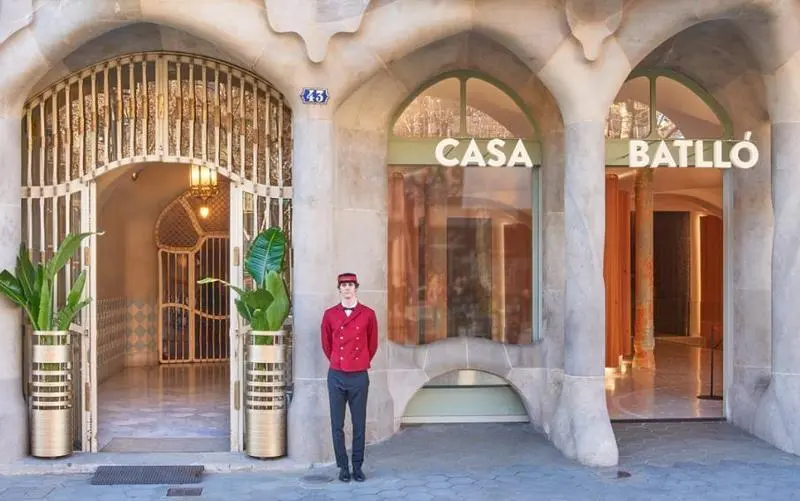 <p> Nueva boutique de cartier en casa batll&oacute; </p>