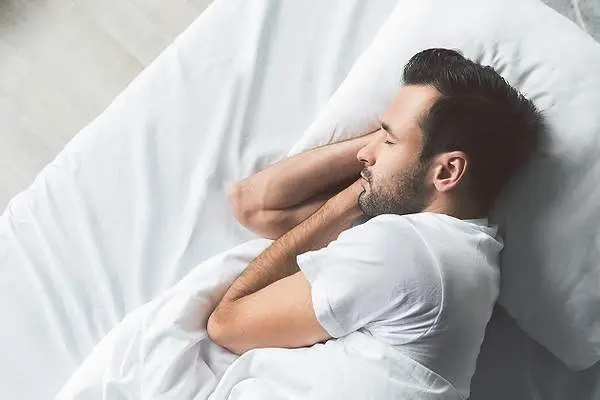 <p> Persona dormida - Imagen de archivo </p>