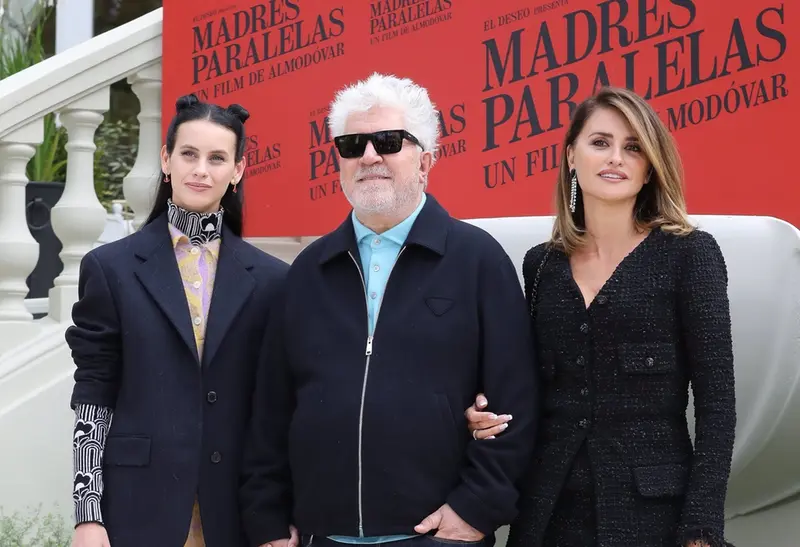 <p> 'Madres Paralelas' De Almod&oacute;var - EUROPA PRESS </p>
