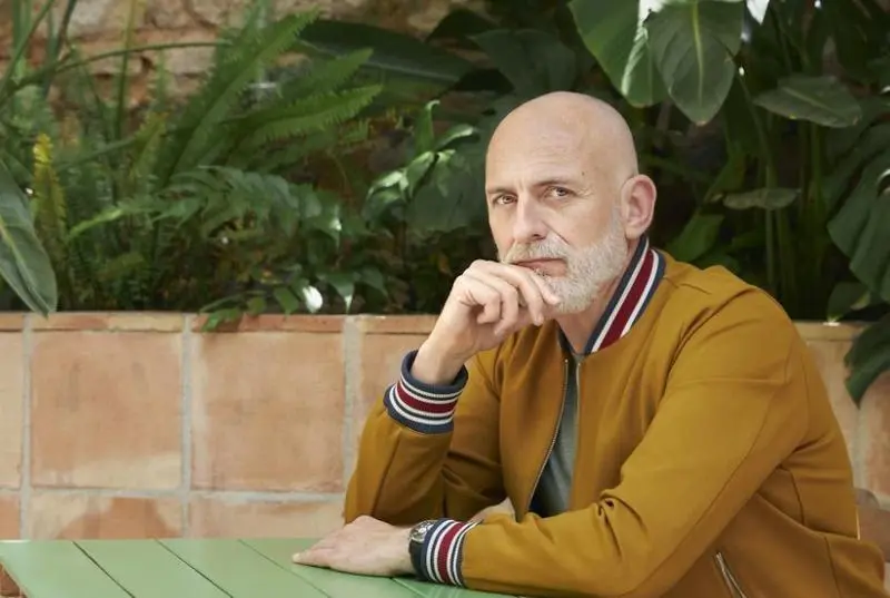 <p> El escritor Alejandro Palomas - XAVIER TORRES-BACCHETTA/DESTINO </p>