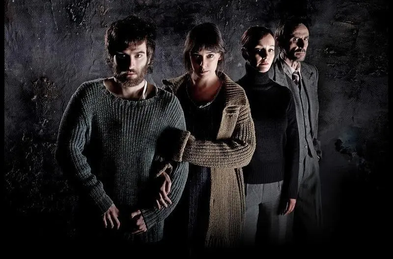 <p> El hombre almohada, obra de teatro </p>