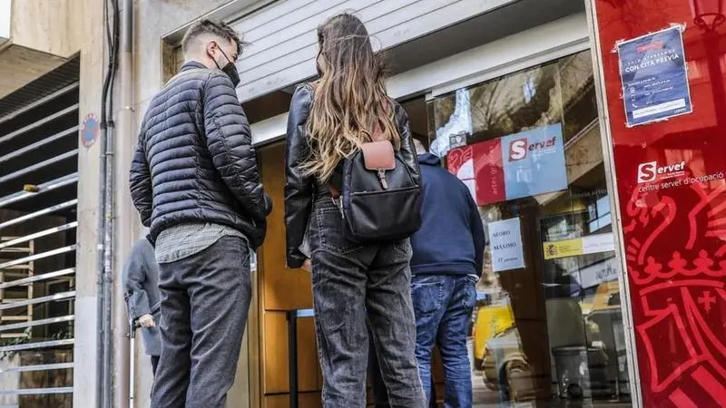 <p> J&oacute;venes. EP </p>