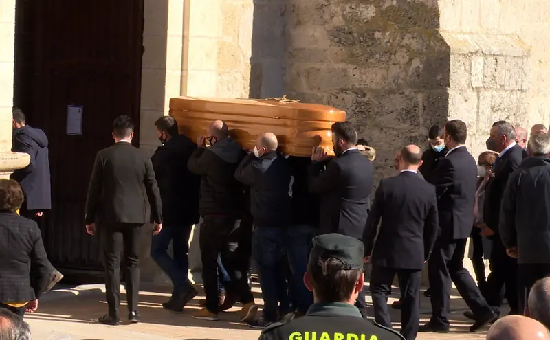 <p> Funeral por Esther L&oacute;pez de la Rosa en Traspinedo. - EP. </p>