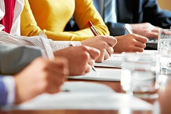 <p> Oposiciones. </p>