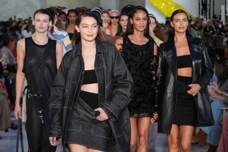 <p> semana de la moda </p>