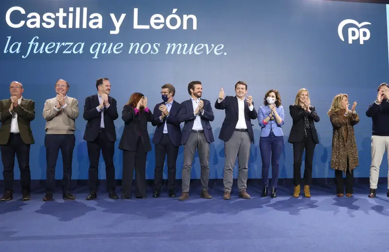 <p> Los presidentes auton&oacute;micos y regionales del PP. - Photogenic/Claudia Alba - Europa Press </p>