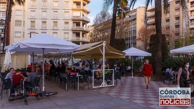 <p> Puesto de caracoles. | Jos&eacute; Le&oacute;n. </p>