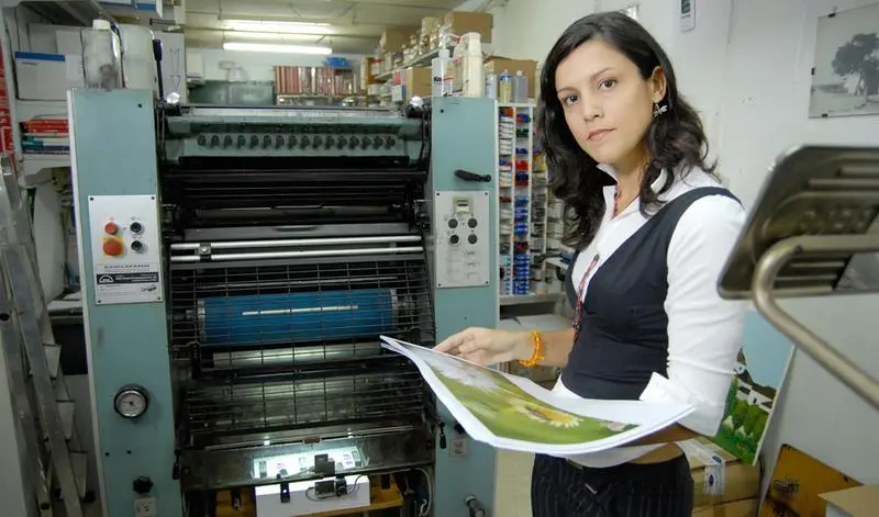 <p> Los aut&oacute;nomos y empresarios que se acojan a las ayudas deben comprometerse a mantener su actividad hasta el 30 de junio de 2022. </p>