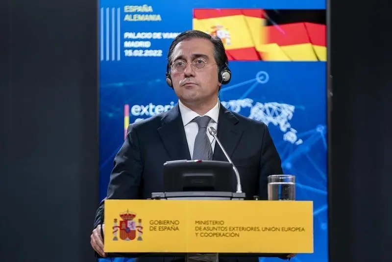 <p> El ministro de Asuntos Exteriores, Uni&oacute;n Europea y Cooperaci&oacute;n, Jos&eacute; Manuel Albares, comparece tras una reuni&oacute;n con la ministra federal de Asuntos Exteriores de Alemania </p>