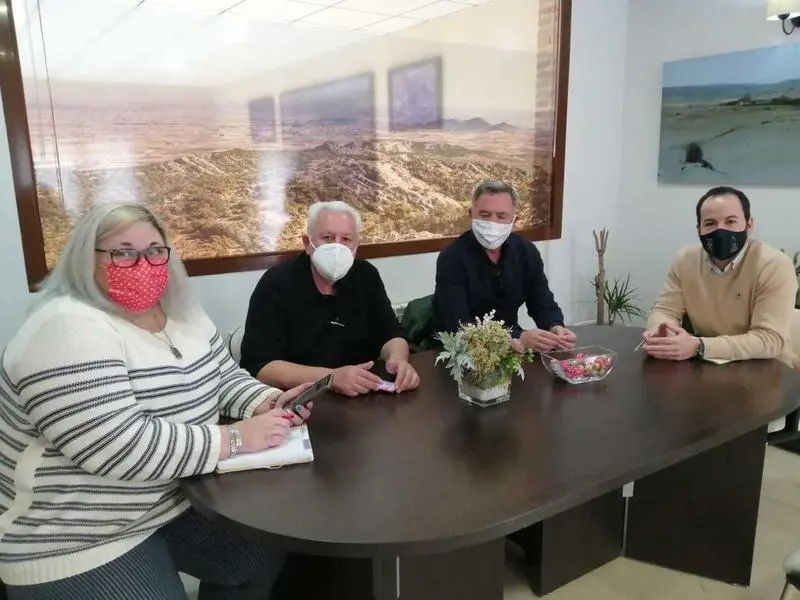 <p> Un momento durante la reuni&oacute;n en Herencia. </p>