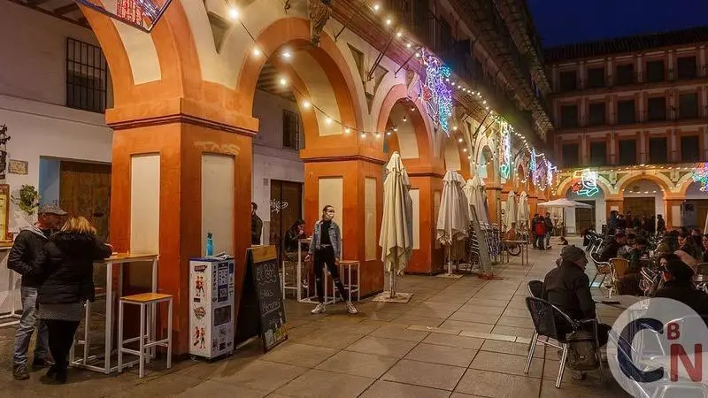 <p> Ambiente en Plaza de la Corredera. | Jos&eacute; Le&oacute;n </p>