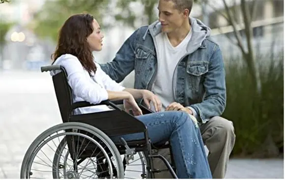 <p> Paciente con esclerosis m&uacute;ltiple V&iacute;a solidaridad digital </p>