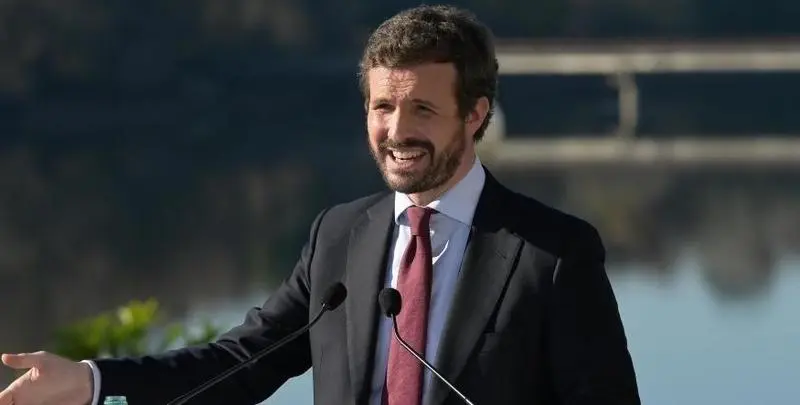 <p> Pablo Casado </p>