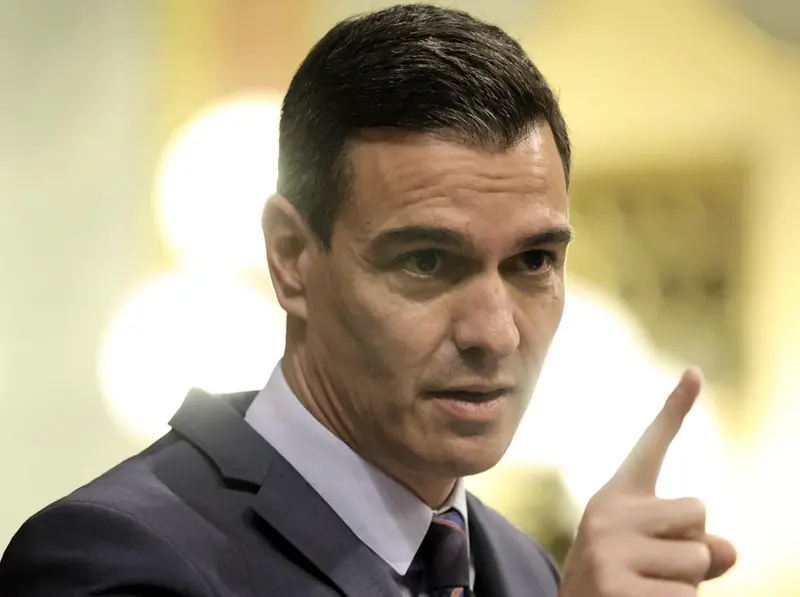 <p> El presidente del Gobierno, Pedro S&aacute;nchez, interviene en una sesi&oacute;n plenaria, en el Congreso de los Diputados, a 30 de marzo de 2022. - Eduardo Parra - Europa Press </p>