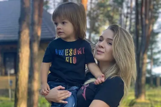 <p> Sasha y su madre. Foto v&iacute;a: Instagram </p>