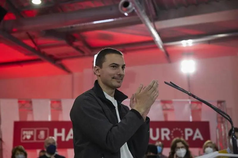 <p> El secretario general del PSOE Madrid y portavoz del PSOE en la Asamblea, Juan Lobato </p>