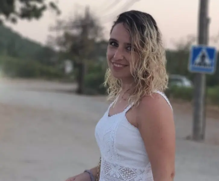 <p> Esther Cruz Morales - C&Iacute;RCULO ROJO </p>