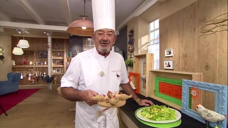 <p> Karlos Argui&ntilde;ano </p>