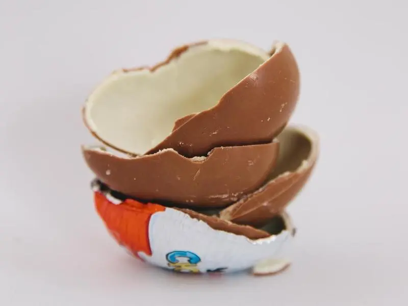 <p> Huevo Kinder sorpresa. Fuente Pexels Polina Zimmerman. </p>
