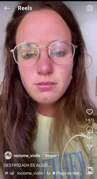 <p> Roc&iacute;o Medina pide ayuda entre l&aacute;grimas para encontrar su viol&iacute;n en un v&iacute;deo de Instagram. Fuente: Instagram </p>