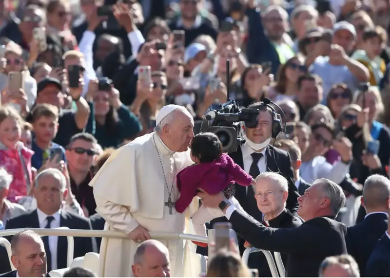 <p> El Papa a su llegada a la audiencia general de este mi&eacute;rcoles. Fuente: Europa Press </p>