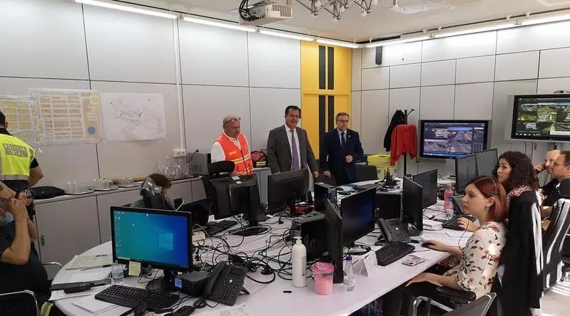 <p> Cabrera, en la reuni&oacute;n con el Cecop </p>