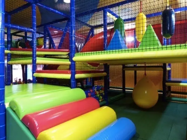 <p> Parque Infantil - Archivo </p>