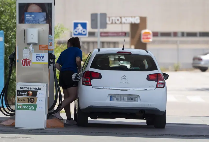 <p> Gasolinera. - Alberto Ortega - Europa Press </p>