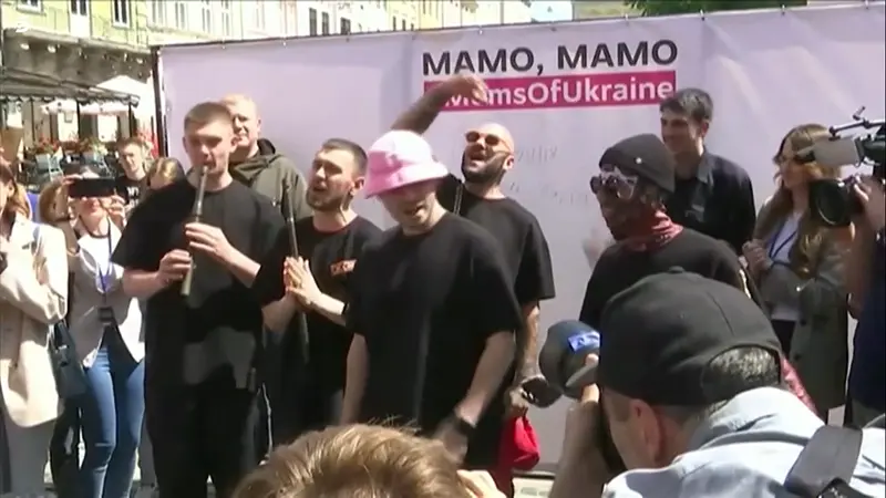 <p> INFORMATIVOS TELECINCO </p>