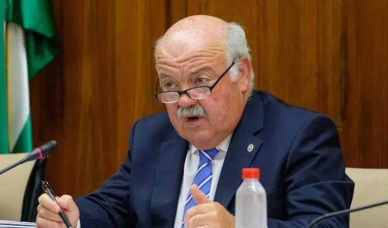 <p> Jesus Aguirre </p>