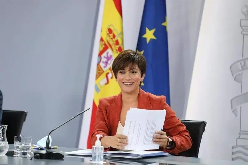 <p> La ministra de Pol&iacute;tica Territorial y portavoz del Gobierno, Isabel Rodr&iacute;guez Garc&iacute;a, en una rueda de prensa posterior al Consejo de Ministros, a 31 de agosto de 2021, en Madrid, (Espa&ntilde;a). </p>